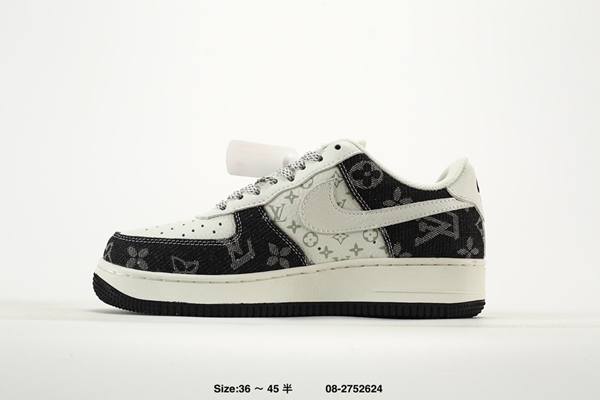 ナイキ靴側面デザイン